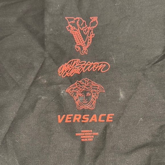 Versace Red and Black Dust Bag - Picture 2 of 3